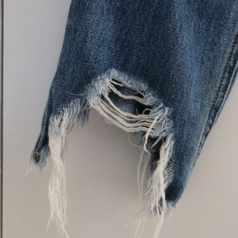 Jean - Picture 3 of 8